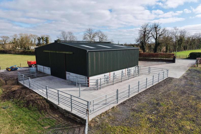 Land exceeds €27,000/ac in robust bidding