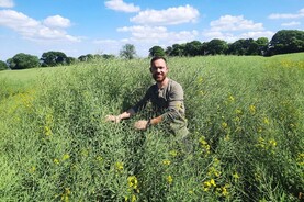 Minister Heydon highlights 'precious' resource at BASE soil event