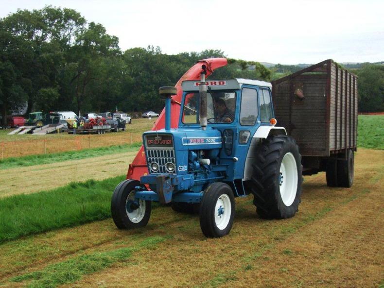 Threshing on Sunday             