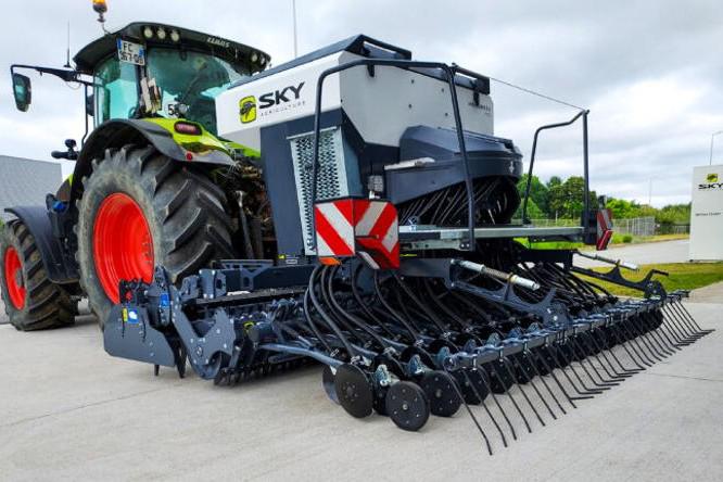 Sky adds single disc coulter option to Progress drills