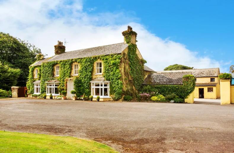 Country home with training yard and 207ac for €3.25m