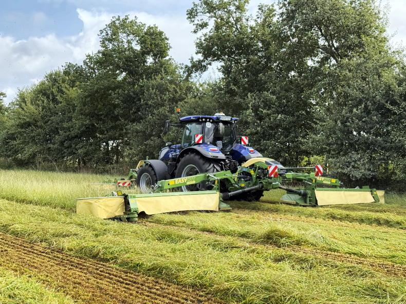 Krone introduce 12.5m mounted mower combination