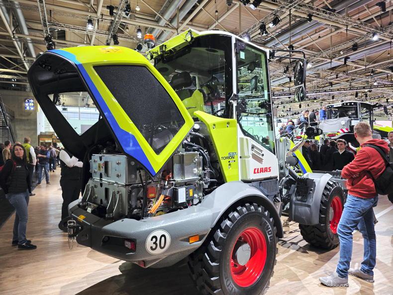 Agritechnica: Claas unveils electric loader