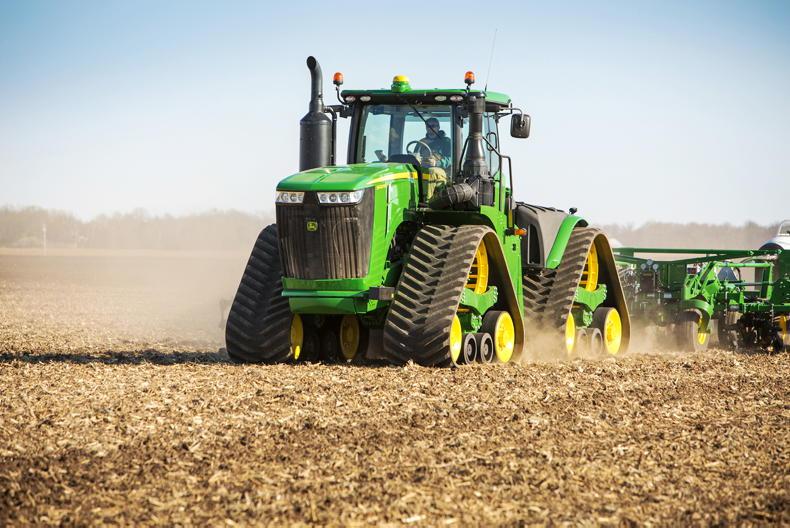 US tractor sales continue to fall