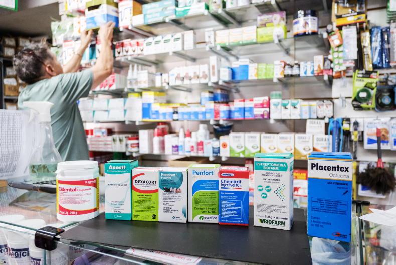 EU 'cannot dictate' how antibiotics are sold outside the EU