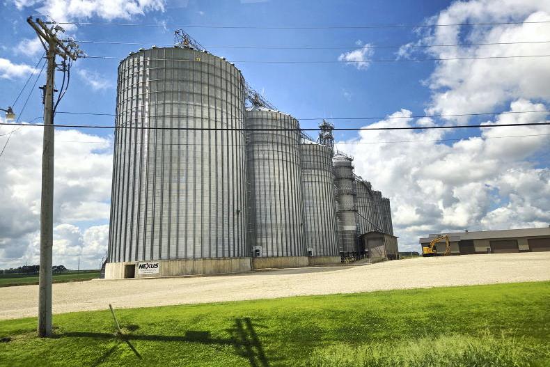 Tillage Podcast: poor income figures and a chat with a US farmer