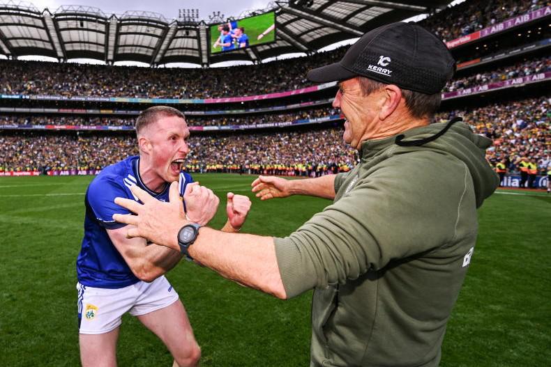 Christmas bumper sports quiz                                       