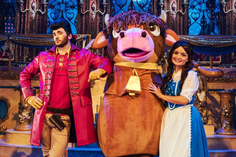  Trip to the panto? We’ll be there with Belles on                           