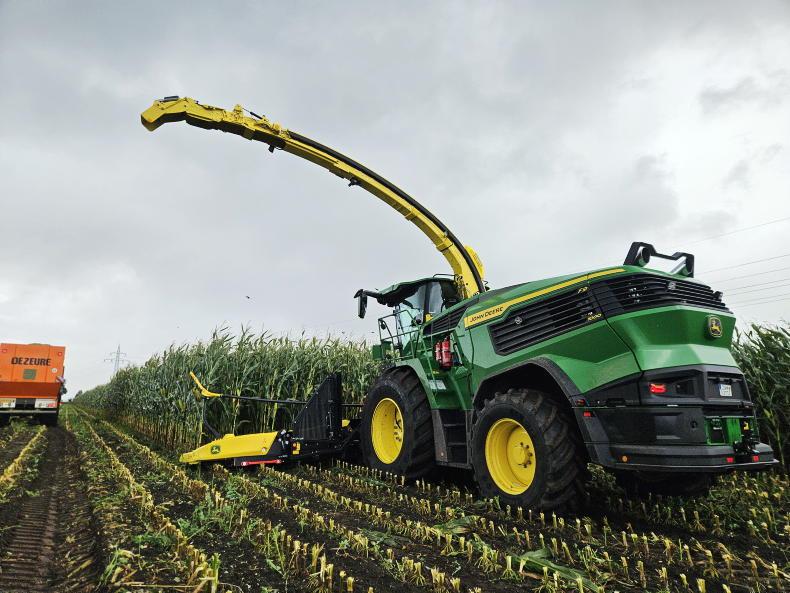 John Deere revamps forager lineup to peak at 1,020hp 