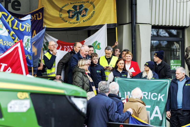 Over 10,000 farmers to descend on Brussels  