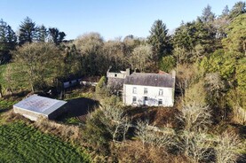 Pair of traditional farmhouses on market in west Cork                       