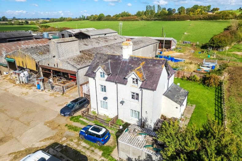 Will a £6m Warwickshire dairy dream tempt farmers across the Irish Sea?