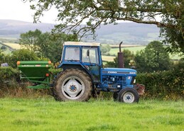 Dealing with delayed turnout on suckler farms