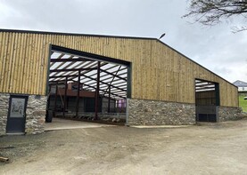 Stone-clad sheep shed impresses in Malin