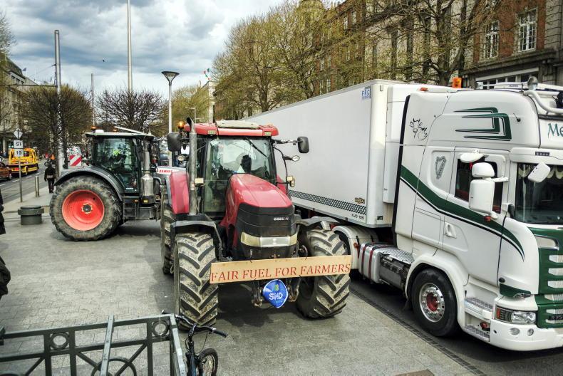 Cease blockades or face full rigours of the law, gardaí tell fuel protesters