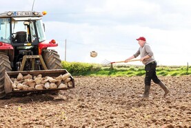Tillage Management: is dry weather on the way for sowing?