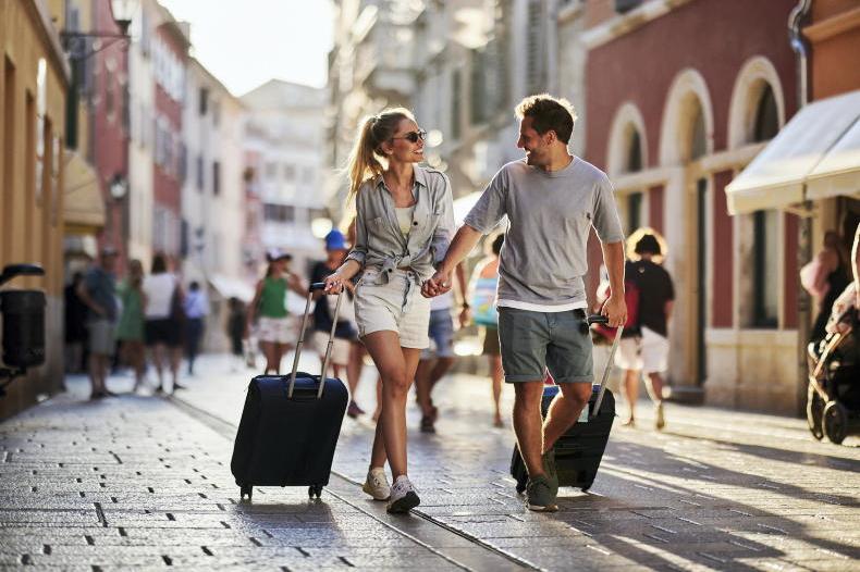 Get holiday-ready with top tips for smooth travel 