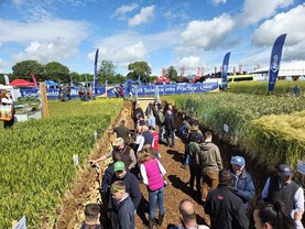 Clarkson hosts 25,000 farmers and a robot dog