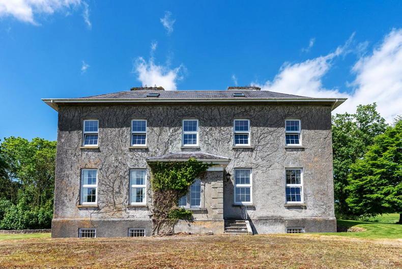 Lake County estate combines elegant living and prime land for €2.1m