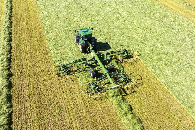 Krone adds smart features to new Swadro TC 1250 Pro rake