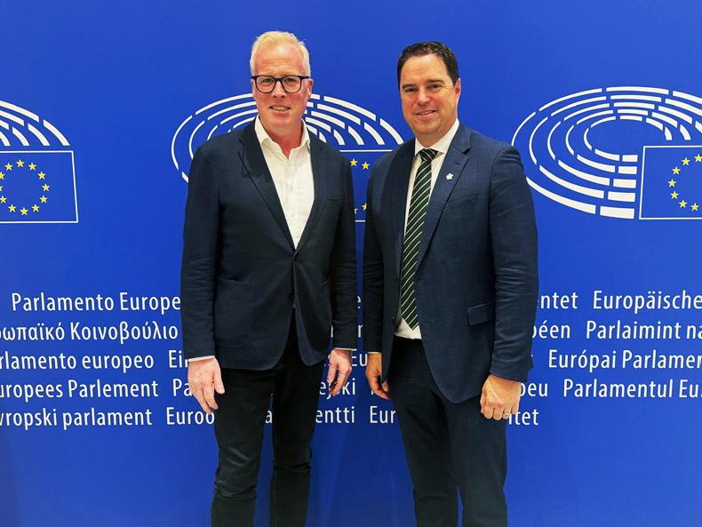 Farmers' CAP fears grow as ICOS urges Heydon to lead defence under EU presidency