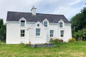 Certified organic 28ac smallholding with a walk-in home for €175,000