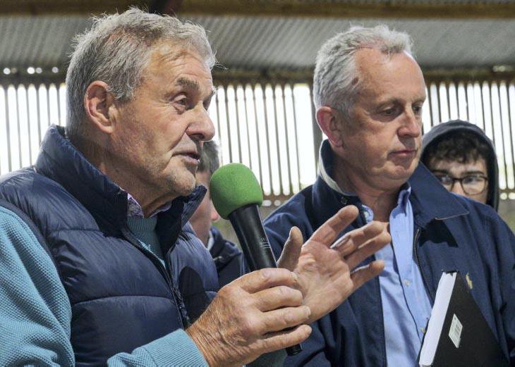 Finishing off forage and market specifications key focus of organic farm walk