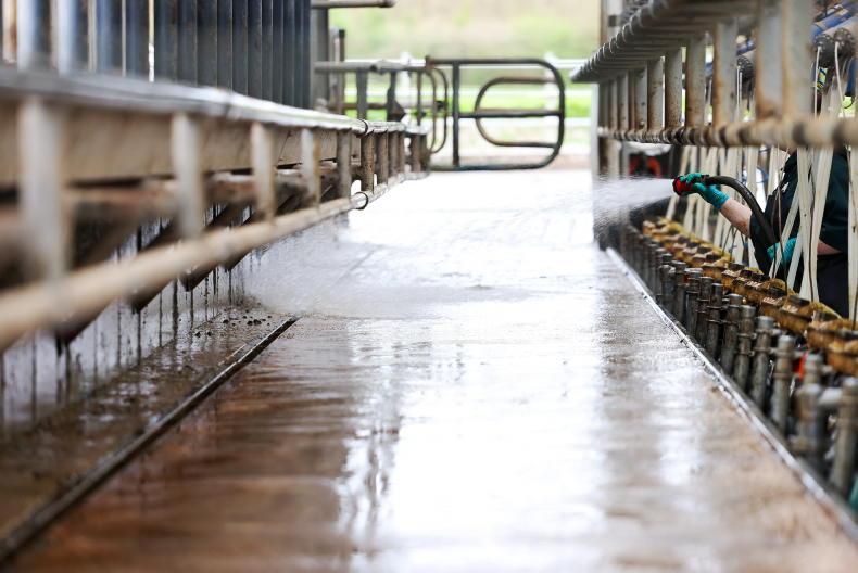 Co-ops urged to raise milk price amid autumn supply fears