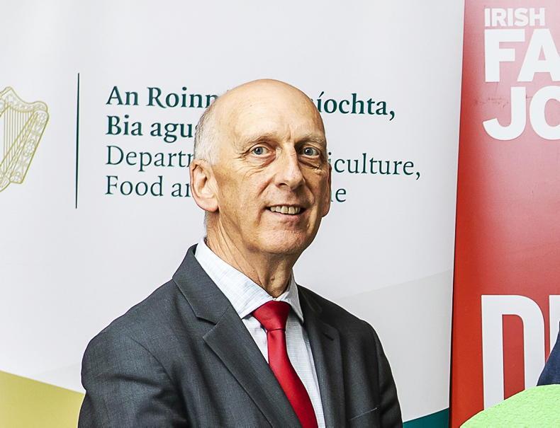 Former chief vet to lead review into shooting of 51 cattle