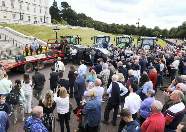 Editorial: lessons to be learned for both departments of agriculture