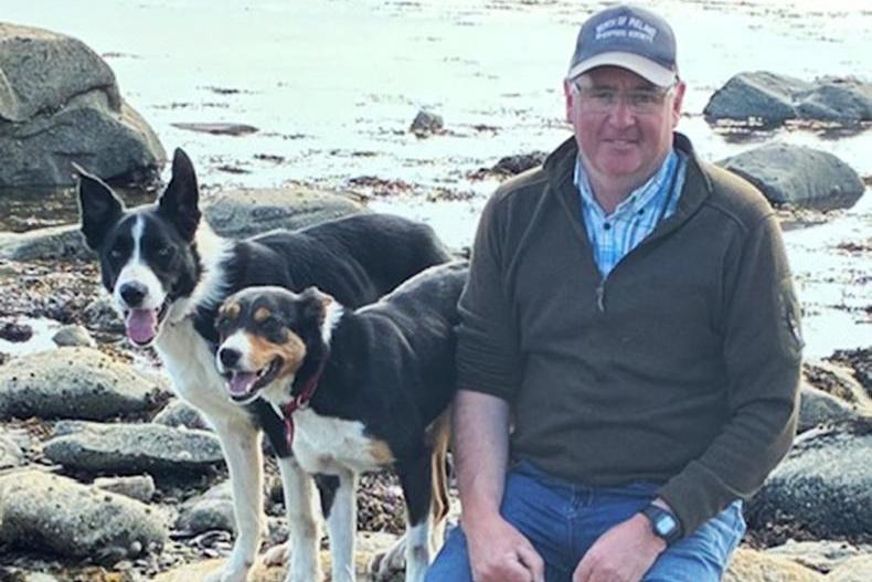 Donegal duo hoping to get tails wagging at Sheepdog World Trial