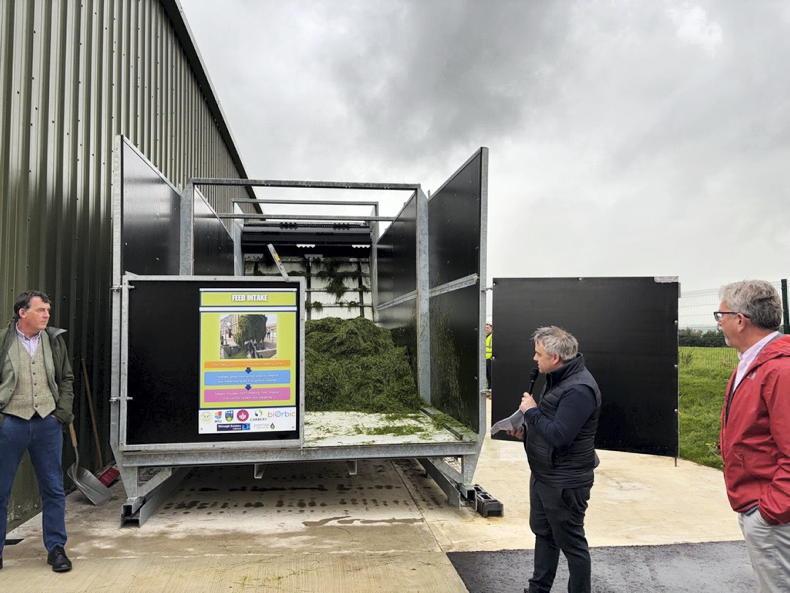 Watch: how does a grass-biorefinery work? 