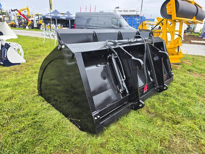 Ploughing highlights: Scottish-built push-off bucket makes Irish debut