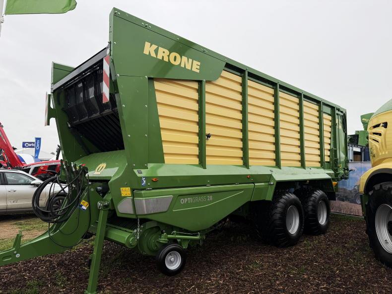 Krone says new MX 380 forage wagon is around a tonne lighter
