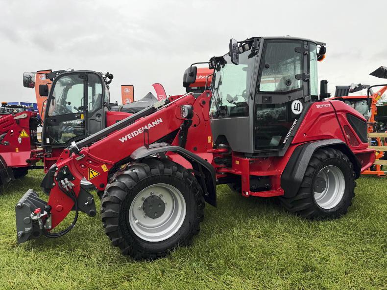 New Weidemann 90 Series loaders get object detection and automatic bucket return