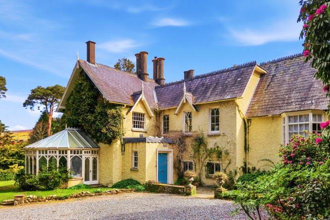 From political hideout to Netflix film set: Glenasmole home for €2.99m