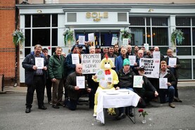 IFA calls out Larry Murrin’s ‘hypocrisy’ with protest outside Dublin restaurant