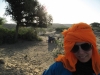 Klik om te vergroten Esther bij de kamelen tocht (dessert Jaisalmer)