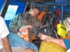 Esther kan echt overal slapen, in de bus naar Paksong bv.