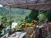 Klik om te vergroten Restaurantje op rotsen boven onze baai, Koh Pha-ngan