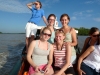 Op de boot richting de plantage