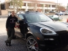 Klik om te vergroten WS met de Porsche Cayenne