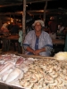 Klik om te vergroten Vismarkt in Maputo.