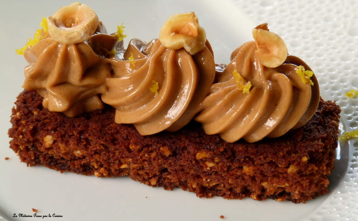 Entremets Praline Citron Noisettes Tout Simple Inspire De Philippe Conticini Recette Par Docteur Chocolatine
