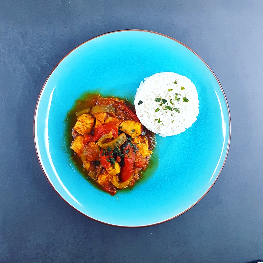 Que Boire Avec Un Poulet Basquaise Poulet façon basquaise rapide et léger - Recette par La cerise sur lemaillot