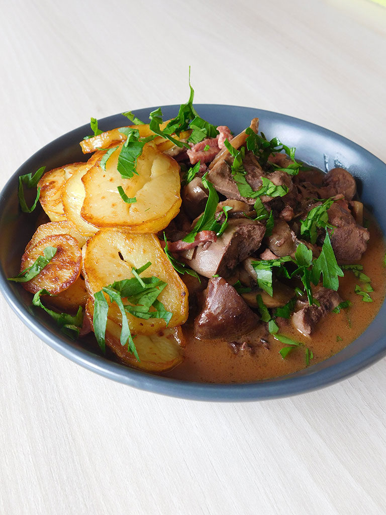 Recette De Rognons De Boeuf Sauce Madère Rognons sautés sauce au madère comme au bistrot - Recette par Cooking &  Cakes