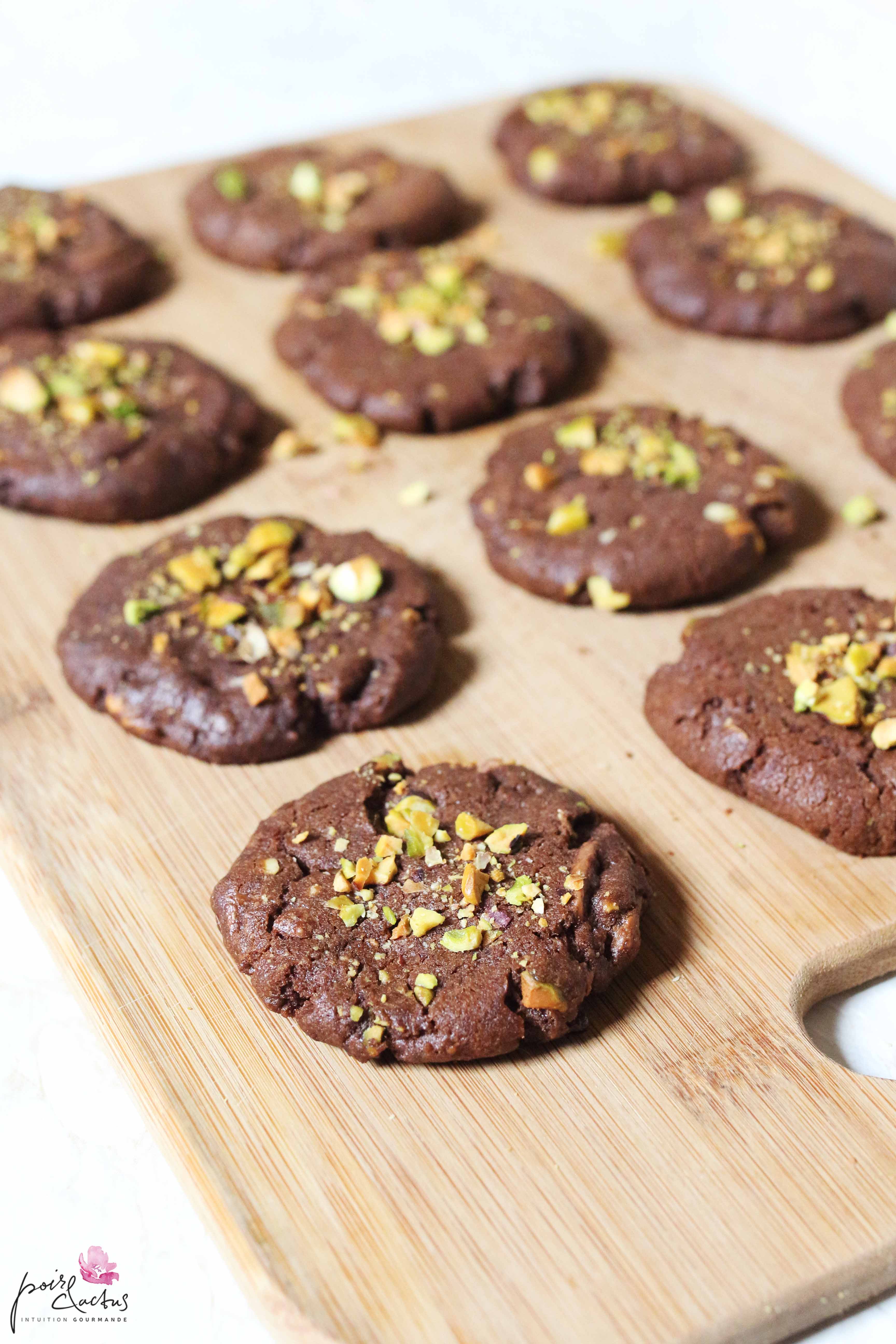 Cookies Maison Au Chocolat Et Eclats De Pistaches Recette Par