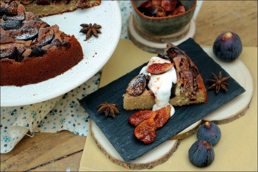 Gateau Aux Figues Au Yaourt Et Aux Amandes De Yotam Ottolenghi Recette Par Happy Papilles