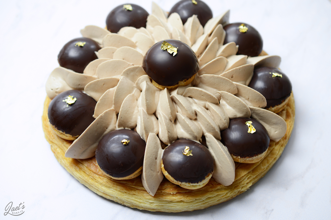Saint Honore Aux Trois Chocolats Recette Par Laet S Bake It