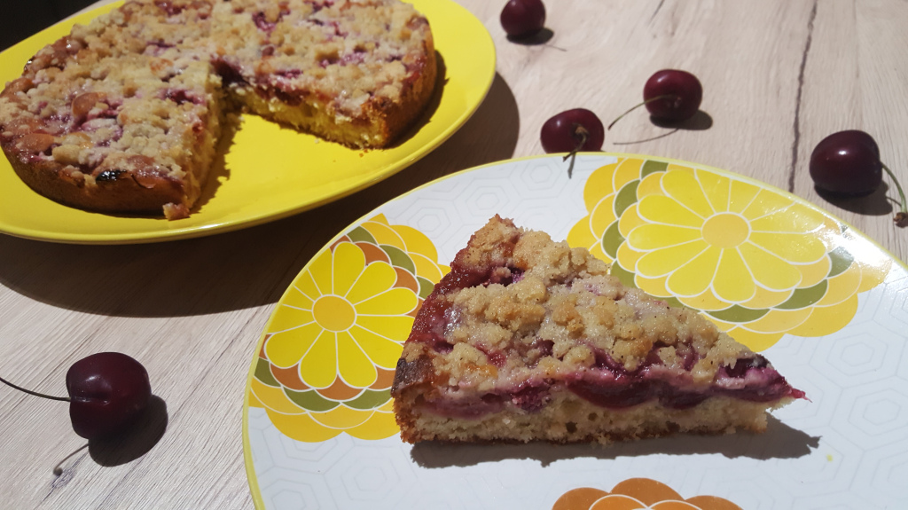 Gateau Streusel Aux Cerises Recette Par Lacuisinedunetoquee